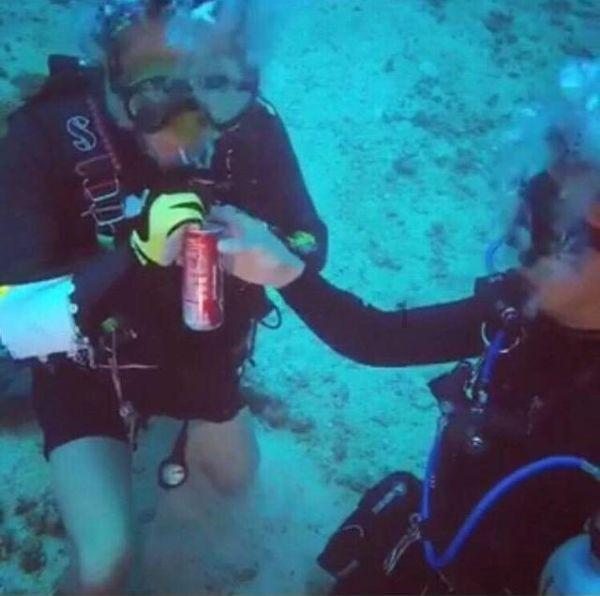 逃离神秘海底世界