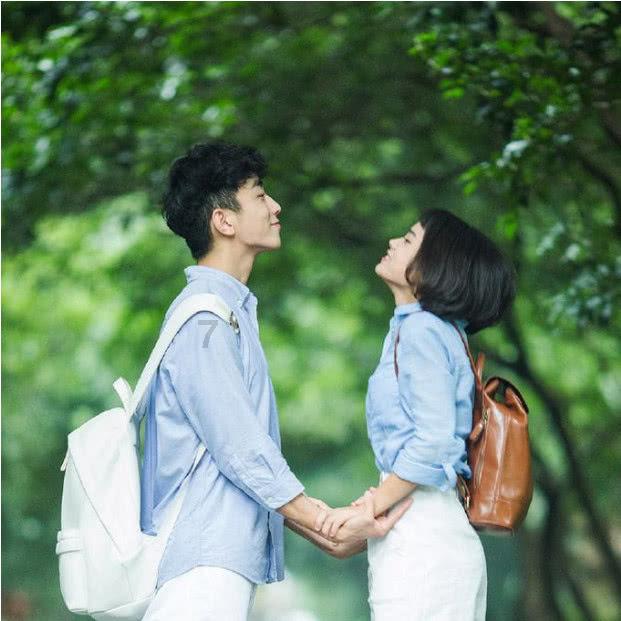 甜美奥莉暑假逛街
